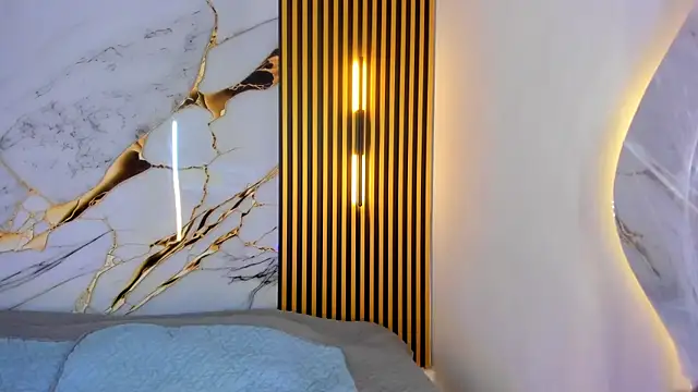 Snapshot of samanthasweeth chatting on 10.16.25 samanthasweeth online show from 10.16.25