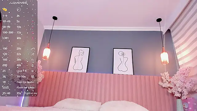 Snapshot of babee_sophie chatting on 09.26.25 babee sophie online show from 09.26.25