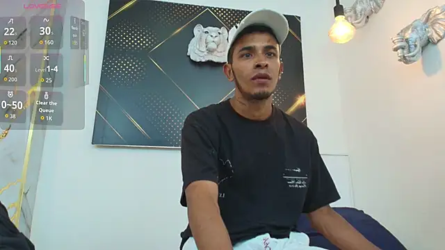 Snapshot of JordanAndAndrew chatting on 10.02.25 JordanAndAndrew online show from 10.02.25