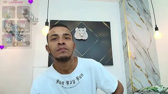 Snapshot of JordanAndAndrew chatting on 10.18.25 JordanAndAndrew online show from 10.18.25