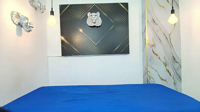 Snapshot of JordanAndAndrew chatting on 10.23.25 JordanAndAndrew online show from 10.23.25