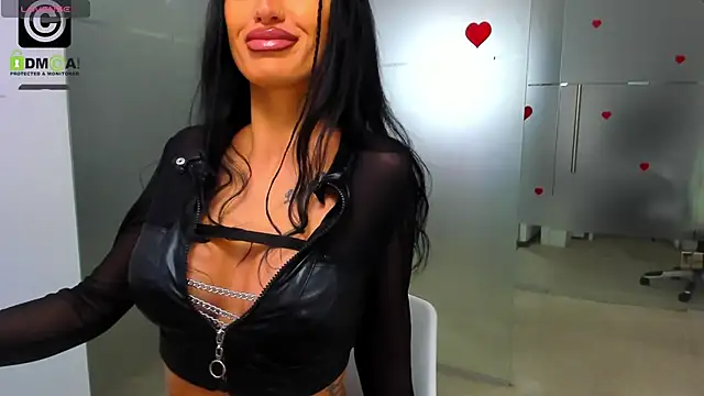 Queenrafaella online show from 03.18.26