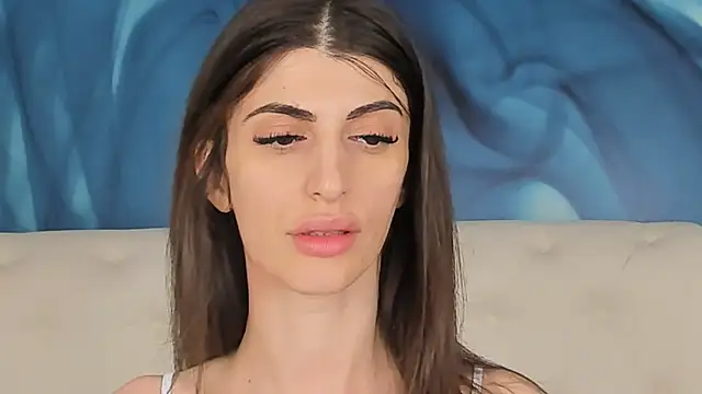 SkinnyDolly online show from 11.15.25