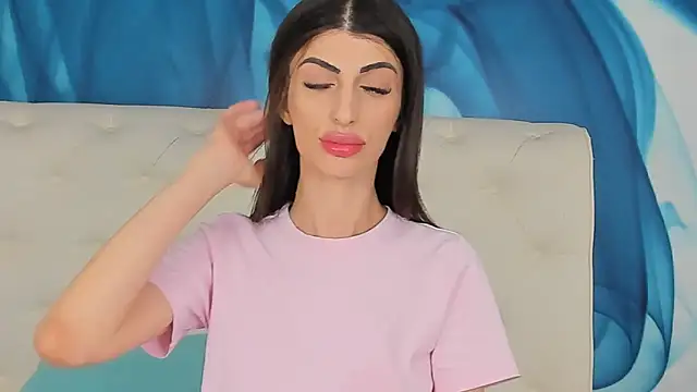 Snapshot of SkinnyDolly chatting on 02.21.26 SkinnyDolly online show from 02.21.26