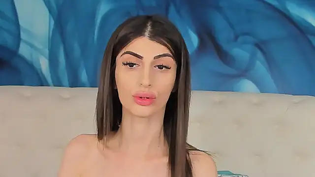 Snapshot of SkinnyDolly chatting on 02.22.26 SkinnyDolly online show from 02.22.26