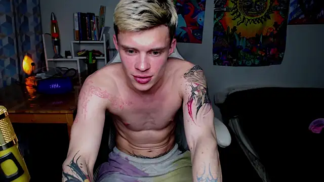 hornyadamsex online show from 04.26.26