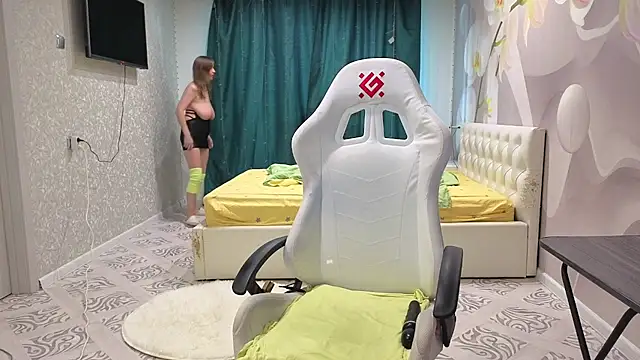 katerinapree online show from 03.04.26