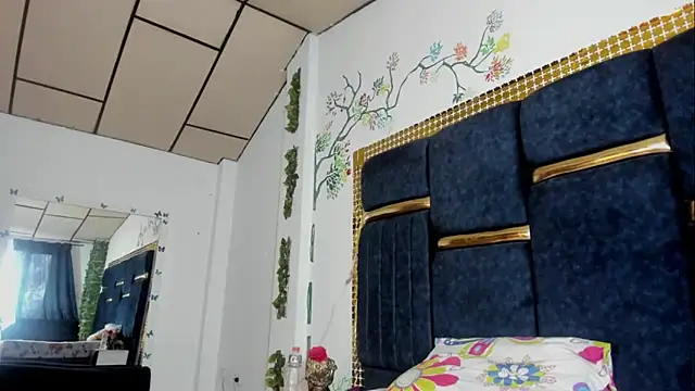 skaysanchez1 online show from 09.25.25