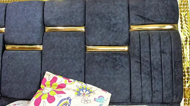 skaysanchez1 online show from 11.20.25