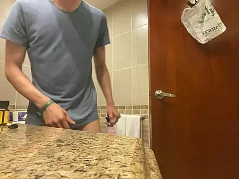 emylolo9 online show from 01.27.25