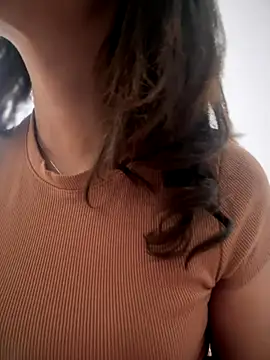 im lorein online show from 10.08.25