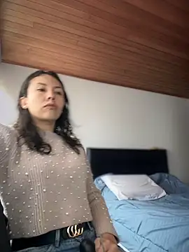 im lorein online show from 10.24.25