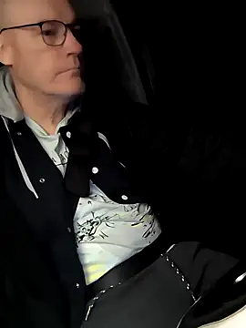 Snapshot of bogland33 chatting on 02.22.25 bogland33 online show from 02.22.25