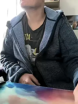 Snapshot of bogland33 chatting on 02.27.25 bogland33 online show from 02.27.25