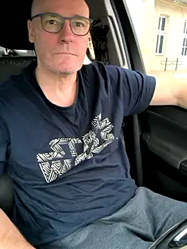 Snapshot of bogland33 chatting on 03.13.25 bogland33 online show from 03.13.25