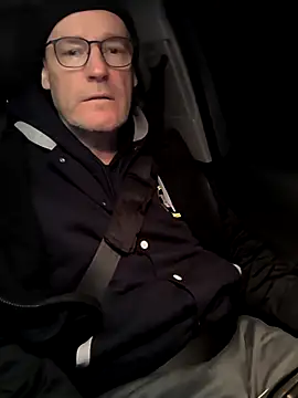 Snapshot of bogland33 chatting on 03.15.25 bogland33 online show from 03.15.25