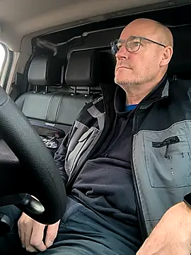 Snapshot of bogland33 chatting on 11.07.25 bogland33 online show from 11.07.25