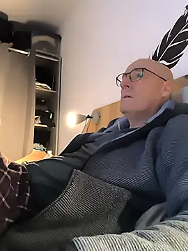 bogland33 online show from 12.21.25