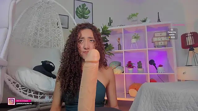 miss catalinaa online show from 01.15.25