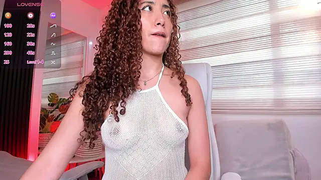 miss catalinaa online show from 11.27.25