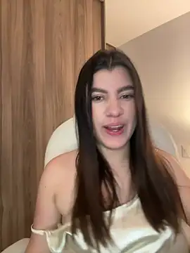 Snapshot of ARITOO_ chatting on 06.13.26 ARITOO online show from 06.13.26