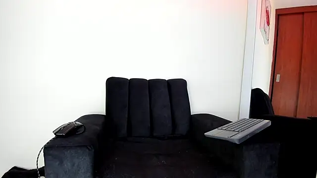 its  angelica  online show from 12.23.24