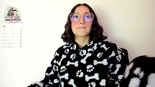 its  angelica  online show from 12.28.24