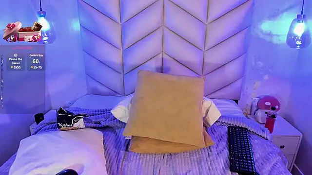 AuroraFiore online show from 02.22.25