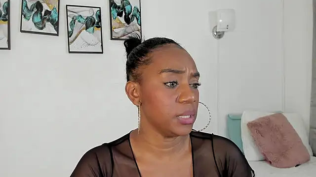 aisha w10 online show from 01.14.25