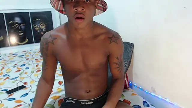 Snapshot of Alid_17 chatting on 12.07.24 Alid 17 online show from 12.07.24