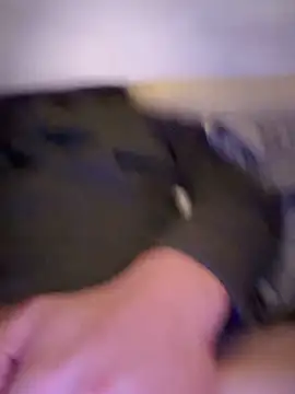 Snapshot of devinshd chatting on 11.02.25 devinshd online show from 11.02.25