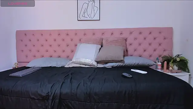 CarolinaGlamour online show from 11.23.25