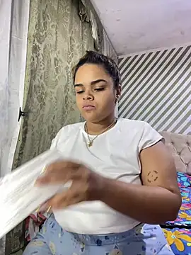 Snapshot of Evabigass chatting on 02.26.26 Evabigass online show from 02.26.26