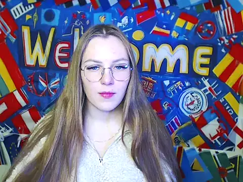 Snapshot of _AlMamiyy_ chatting on 10.08.25 AlMamiyy online show from 10.08.25