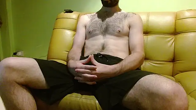 Snapshot of alphajoshkosh chatting on 10.24.25 alphajoshkosh online show from 10.24.25