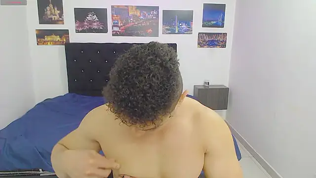 Booy Hott online show from 12.03.24