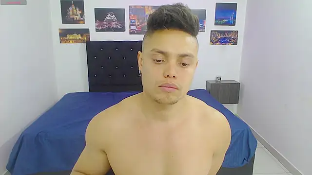 Booy Hott online show from 12.09.24