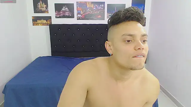 Booy Hott online show from 12.10.24