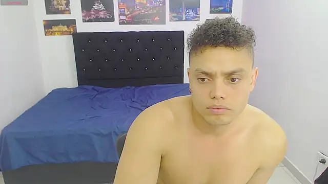Booy Hott online show from 12.15.24