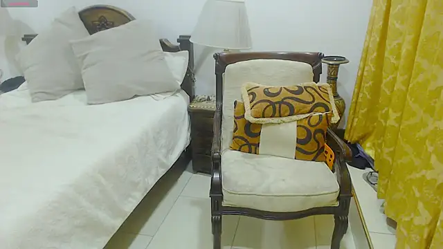 Booy Hott online show from 02.27.25