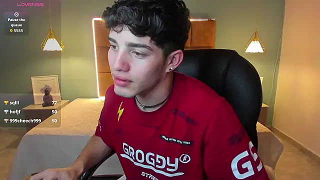 AlejooTwink online show from 10.28.25