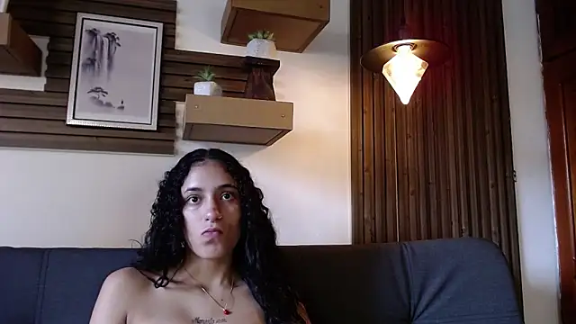 Snapshot of Layla_707 chatting on 11.15.25 Layla 707 online show from 11.15.25