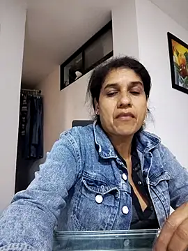 siri duque online show from 02.17.25