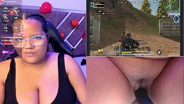 Snapshot of MhiaRey chatting on 02.08.25 MhiaRey online show from 02.08.25