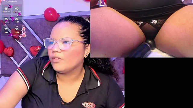 Snapshot of MhiaRey chatting on 02.13.25 MhiaRey online show from 02.13.25