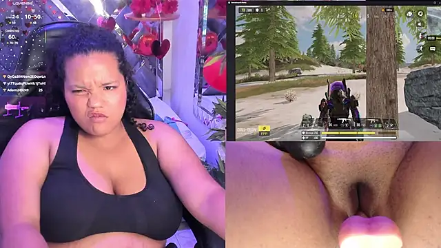 Snapshot of MhiaRey chatting on 03.04.25 MhiaRey online show from 03.04.25