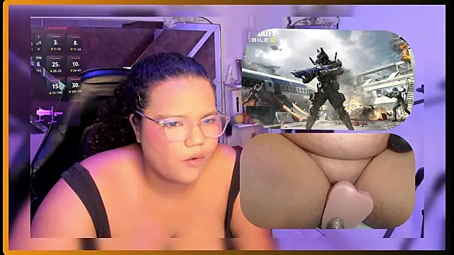 Snapshot of MhiaRey chatting on 09.16.25 MhiaRey online show from 09.16.25