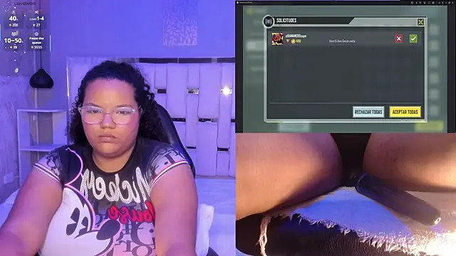 Snapshot of MhiaRey chatting on 09.22.25 MhiaRey online show from 09.22.25