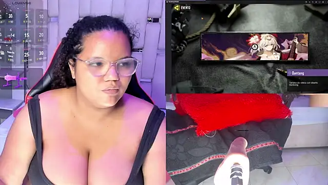 Snapshot of MhiaRey chatting on 10.05.25 MhiaRey online show from 10.05.25