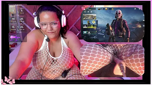 Snapshot of MhiaRey chatting on 10.08.25 MhiaRey online show from 10.08.25